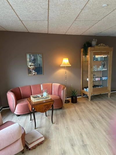 Frisør Tine K. - Ringkøbing Salon møbler